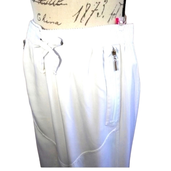 Roma Concept Lightweight Pants - Picture 2 of 6